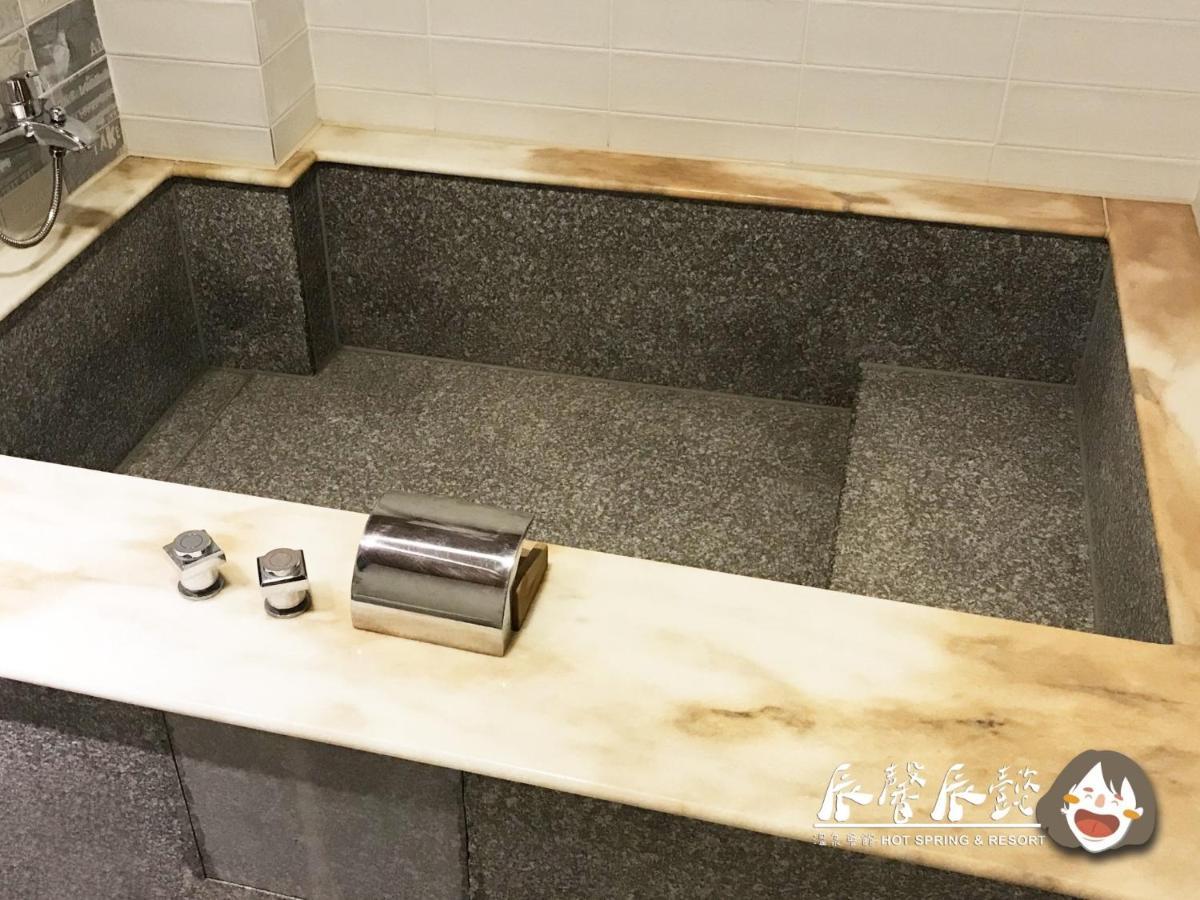 沐馨溫泉民宿 Jiaoxi Luaran gambar